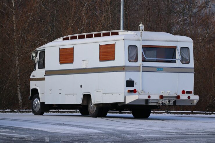 Mercedes-Benz Notin Motorhome 5