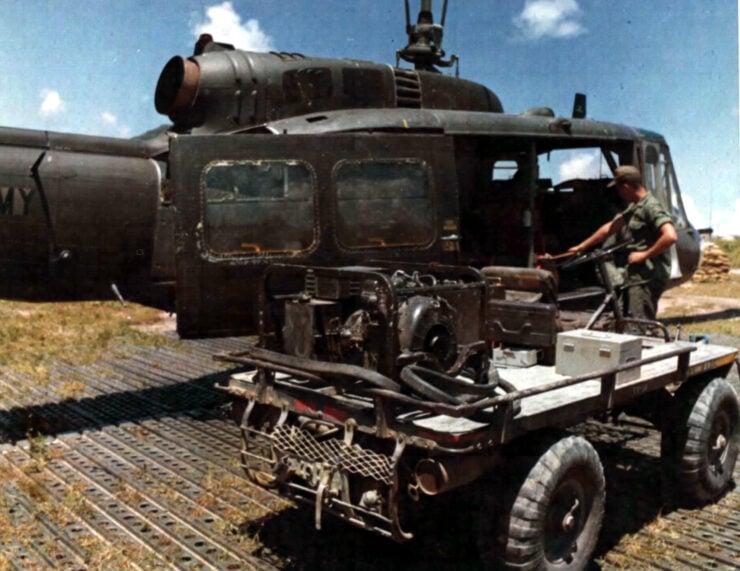 Mule M274 Cargo 4x4