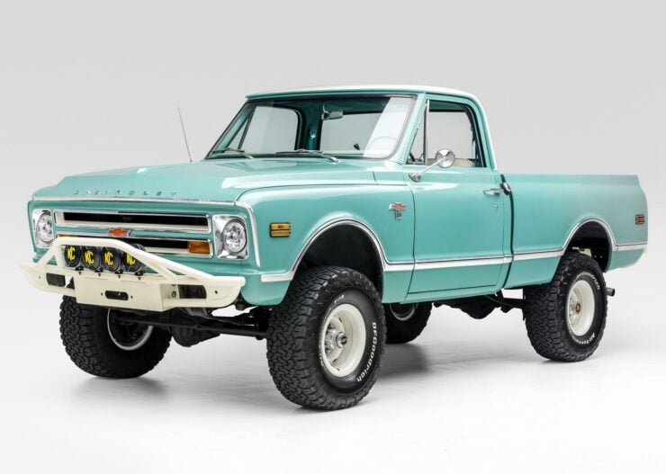 Restomodification Done Right: A 1968 Chevrolet C10 4×4 Pickup