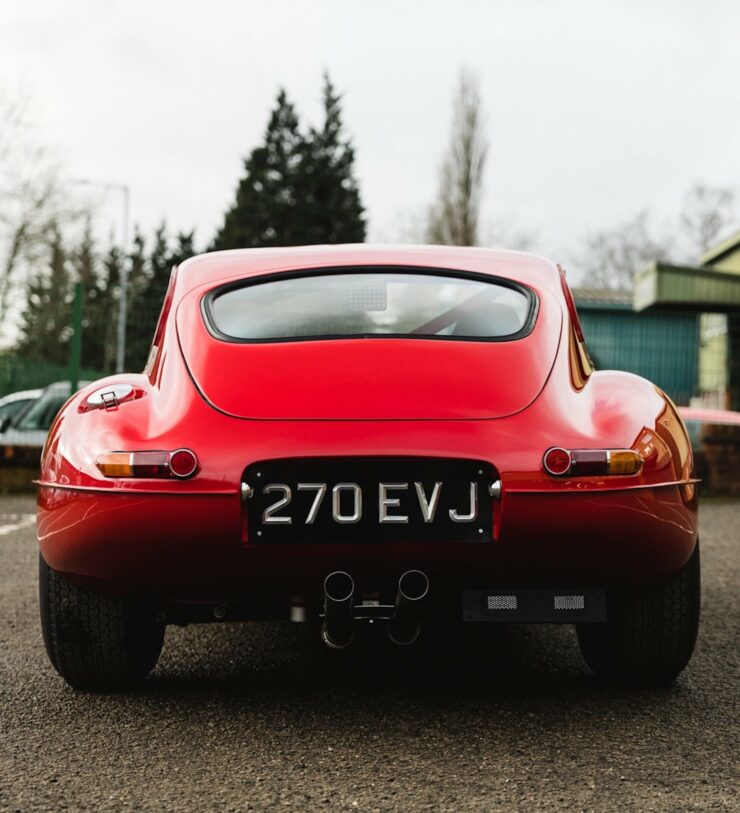 Semi-Lightweight Jaguar E-Type 5