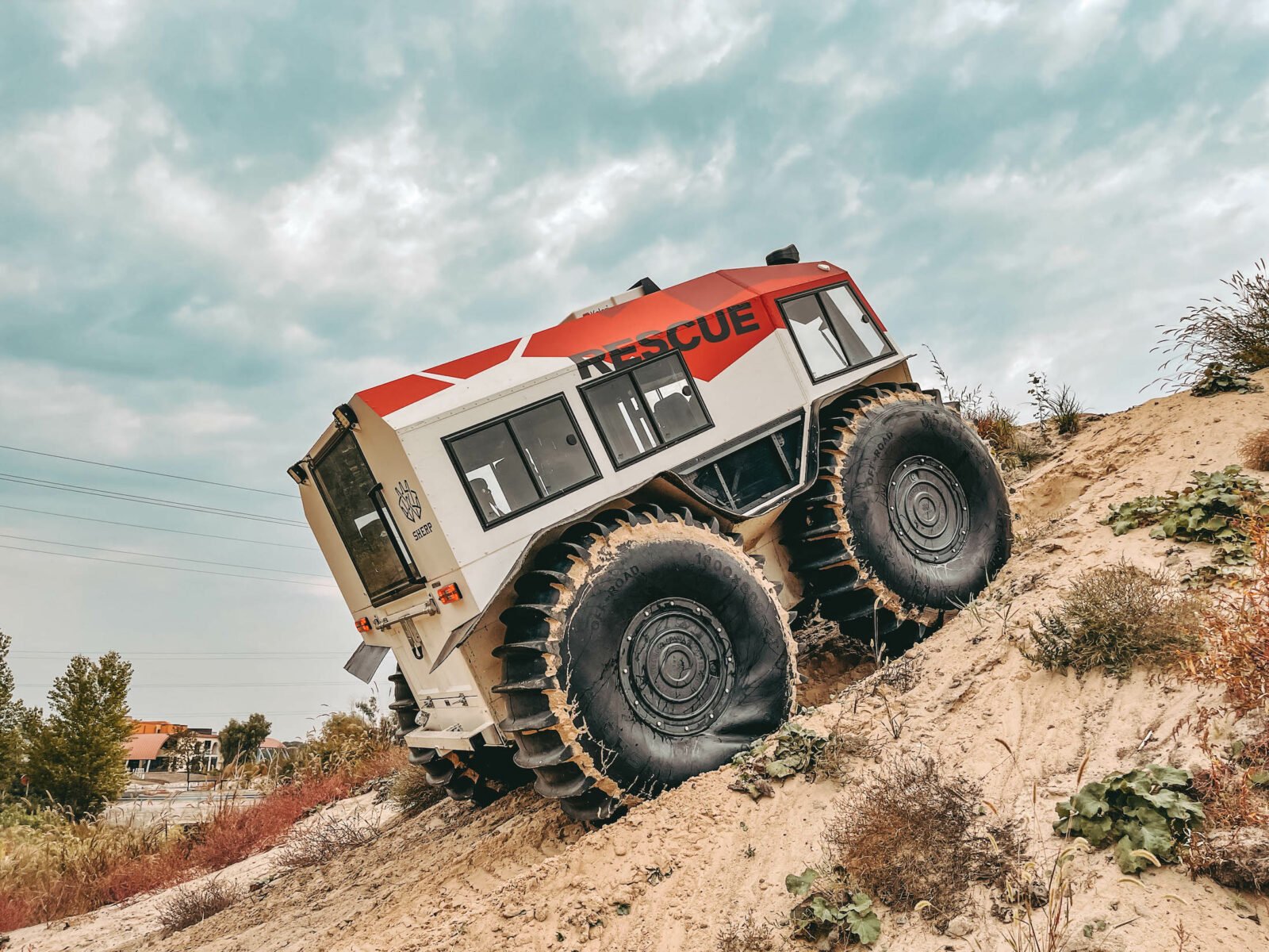 The Sherp N 1200 A Remarkable Ukrainian 4x4 That Can Swim