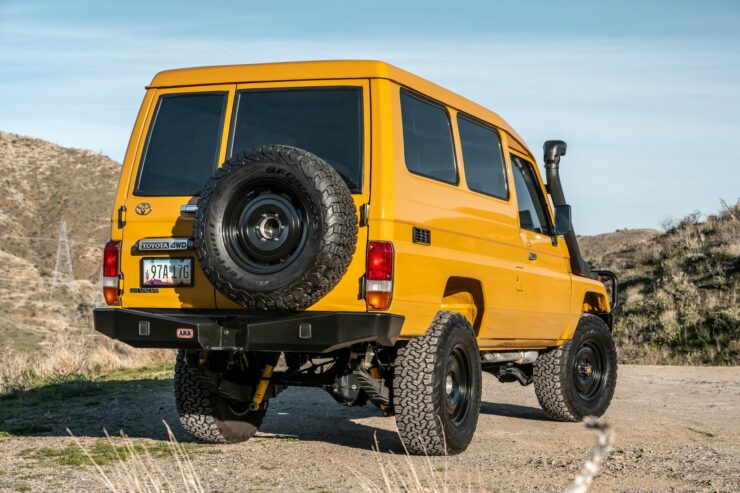 Toyota Land Cruiser Troopy 8