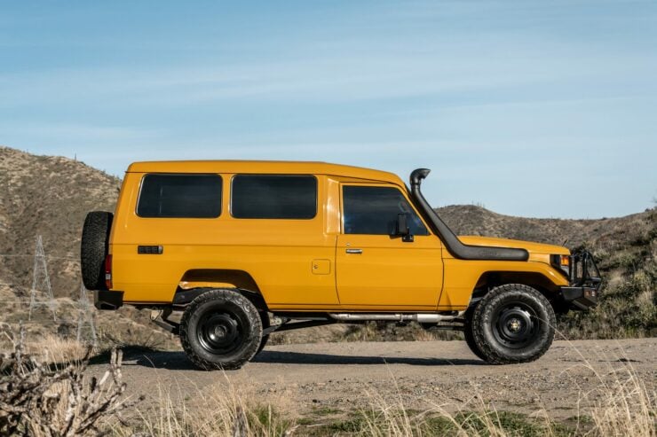 Toyota Land Cruiser Troopy 9