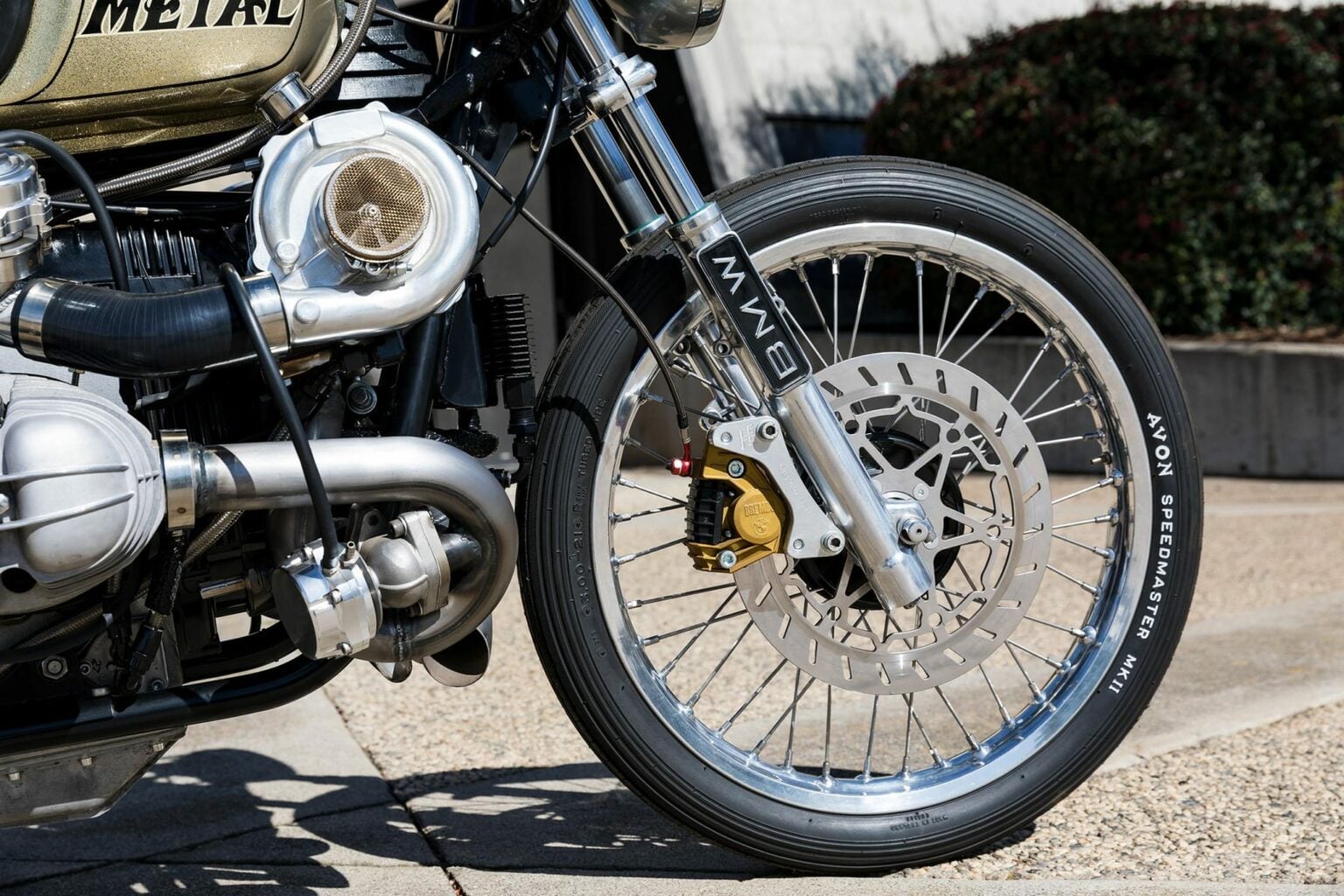 Motorcycle Madness: The Twin-Turbo Boxer Metal BMW R100