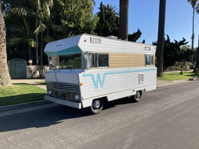 Retro 1960s Survivor: A Classic Winnebago F17 Camper