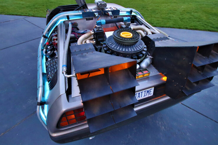 DeLorean DMC-12 Time Machine 11