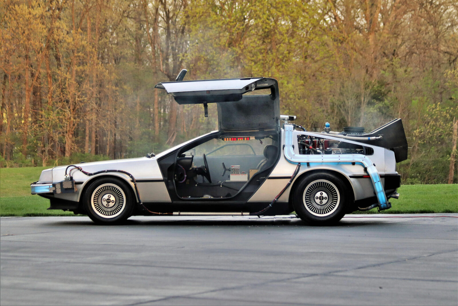 There's A 1981 DeLorean DMC-12 Time Machine For Sale