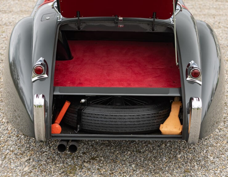 The Clark Gable Jaguar XK120 14