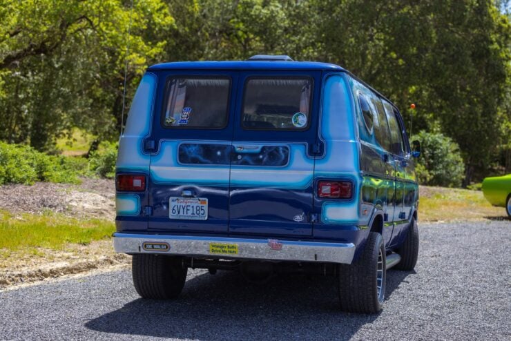 Dodge Tradesman Custom V8 Van 14