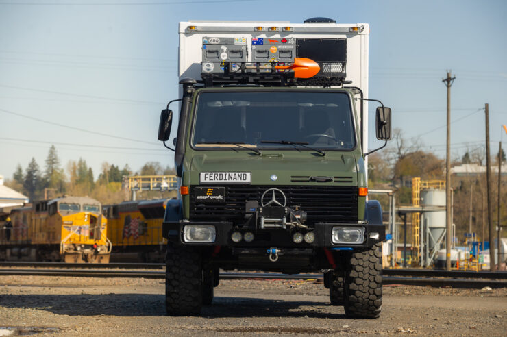 Mercedes-Benz Unimog Expedition Camper 3