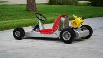 Karting Antiguo A Pedal Para Niño. Con Suspencion Trasera en venta en