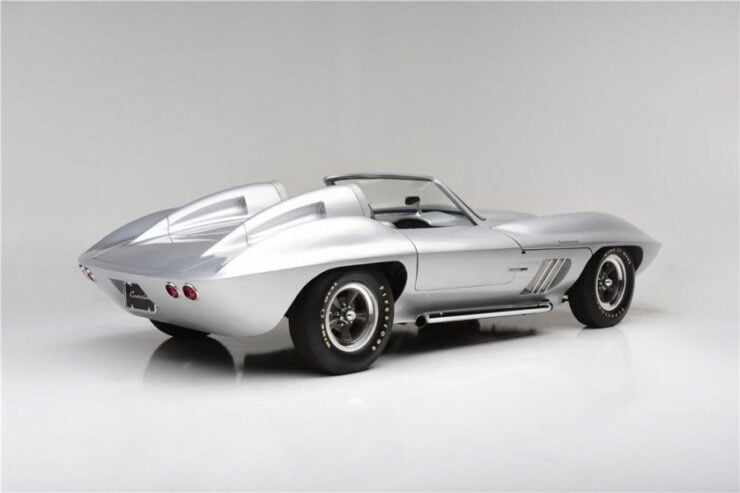 Chevrolet Corvette Fiberfab Centurion 1