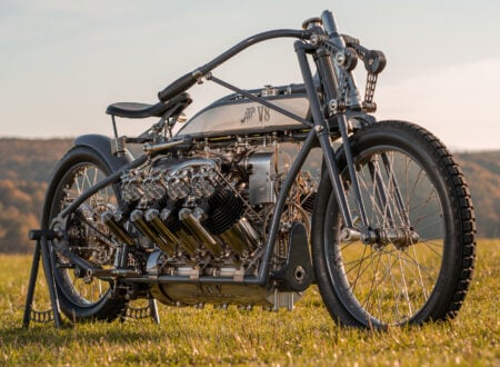 Pavel Malanik's Home-Built 4.4 Liter V8 Motorcycle