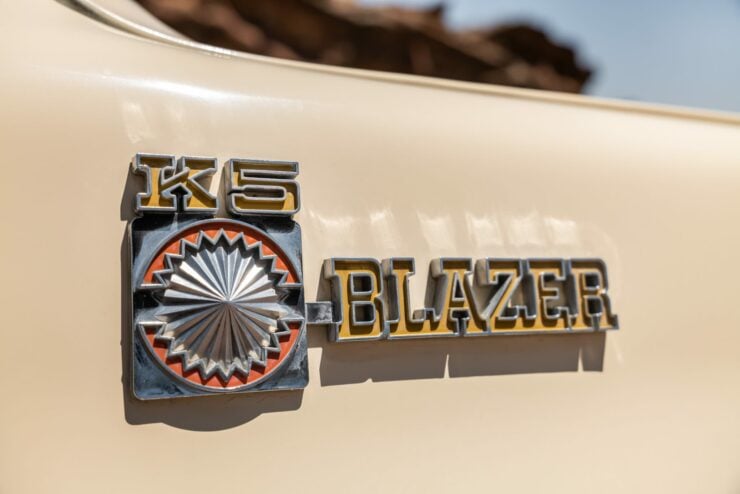 Chevrolet K5 Blazer Cheyenne Chalet Camper 21