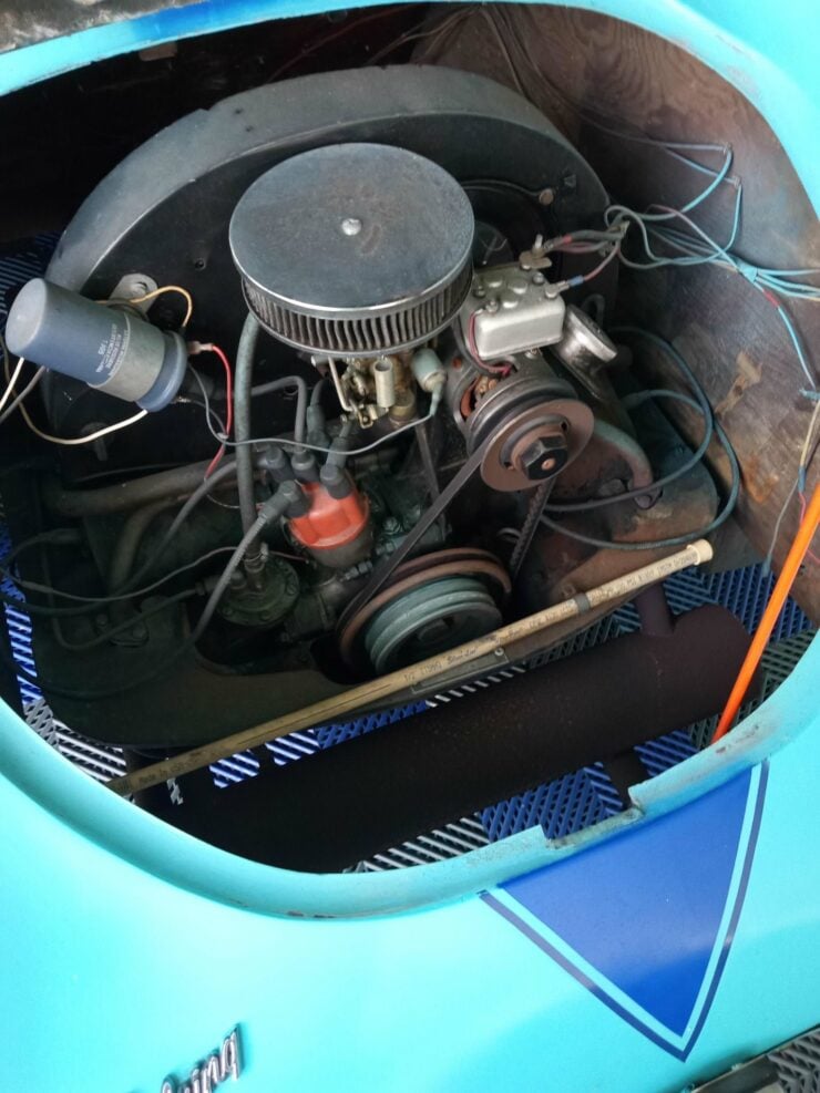 La Dawri Sebring Car Engine