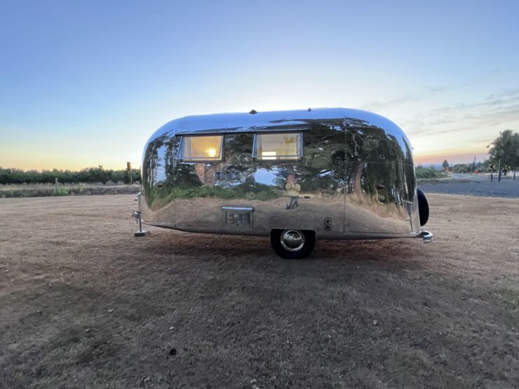 Airstream Globe Trotter 19