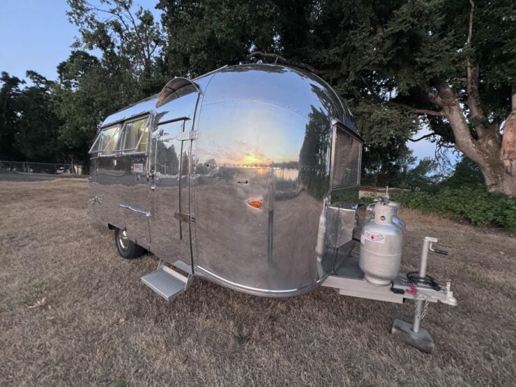 Airstream Globe Trotter 18