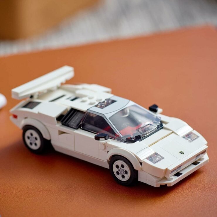 LEGO Speed Champions Lamborghini Countach 4