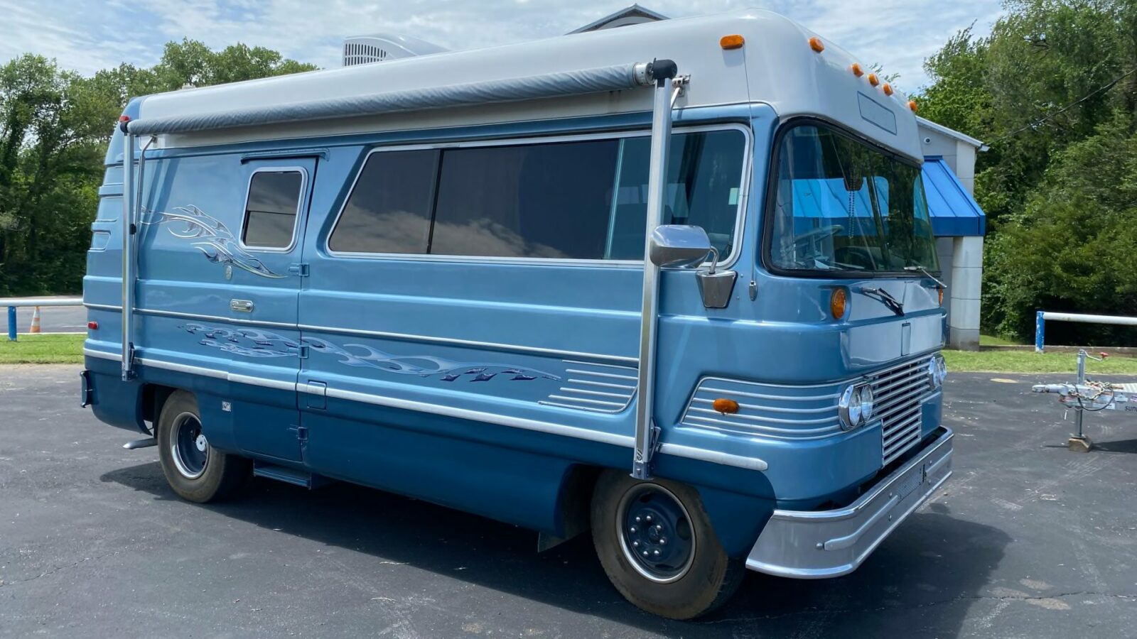 1972 Starcraft Rv Retro Home On Wheels: A 1970 Dodge Starcraft Motorhome