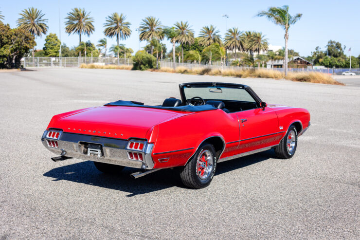 Jennifer Connelly Oldsmobile Cutlass Supreme 13