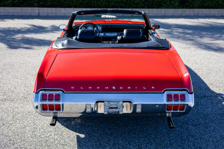 Jennifer Connelly Oldsmobile Cutlass Supreme 14