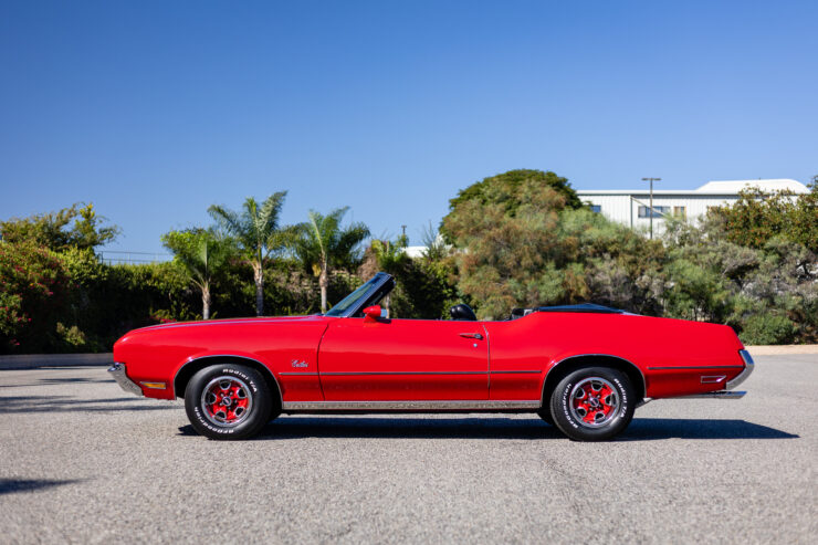 Jennifer Connelly Oldsmobile Cutlass Supreme 17