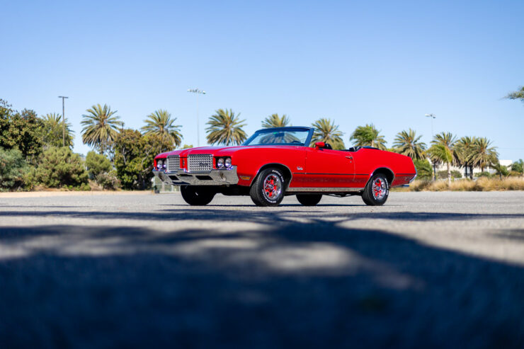 Jennifer Connelly Oldsmobile Cutlass Supreme 19