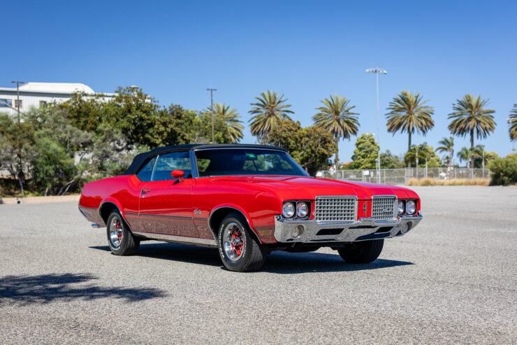 Jennifer Connelly Oldsmobile Cutlass Supreme 9