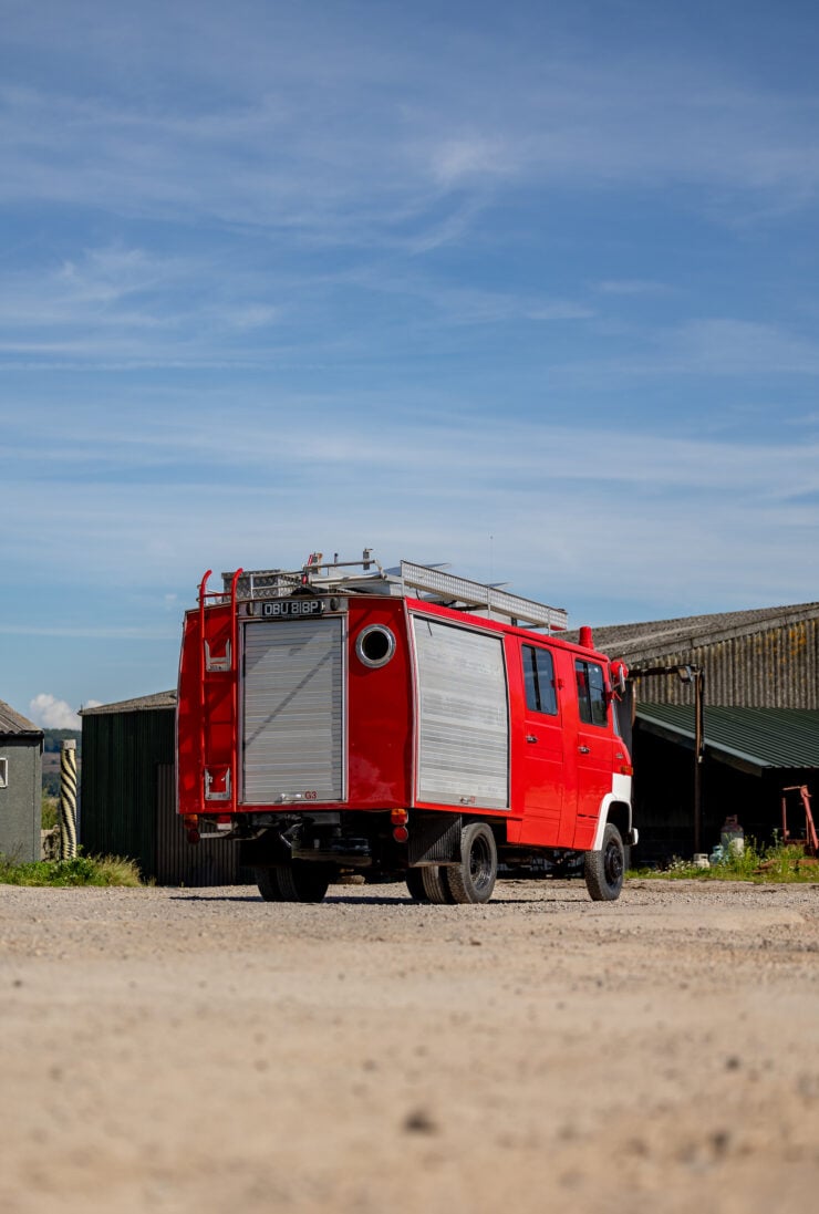 Mercedes Fire Truck Camper-13