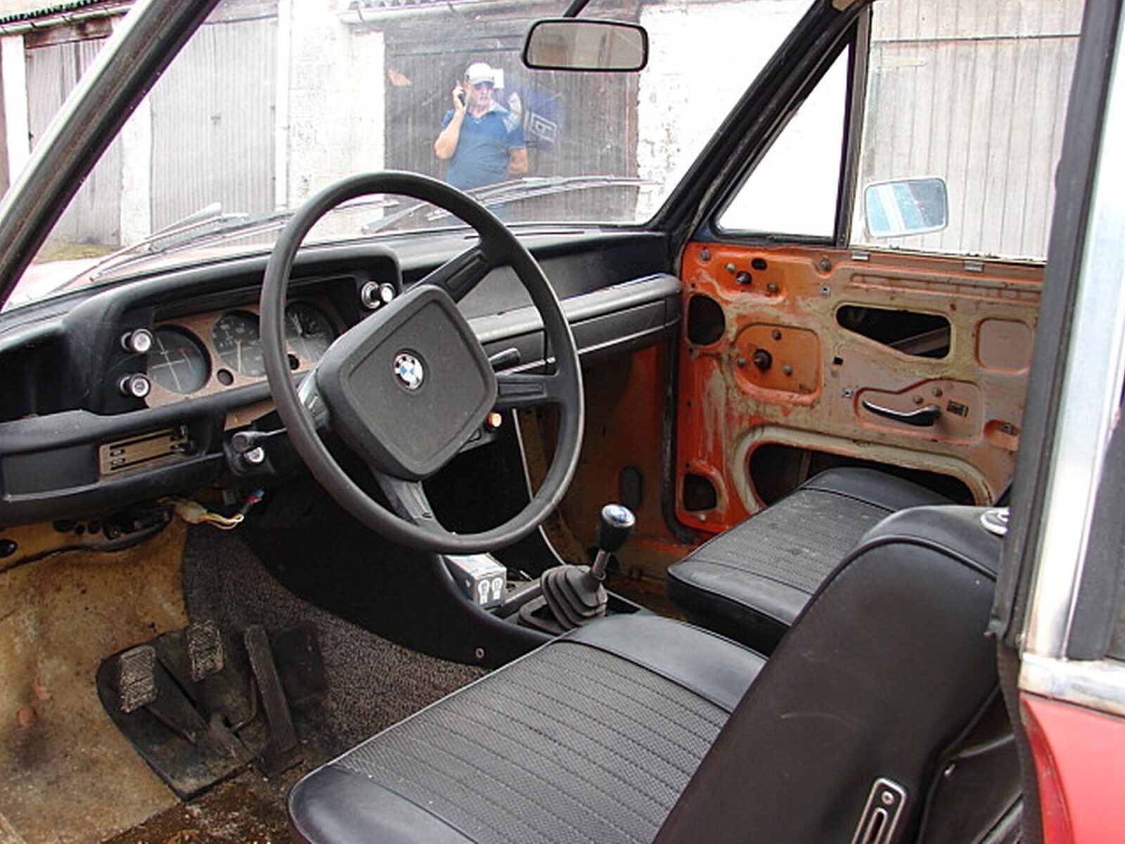 Garage Find A 1972 BMW 2002 Touring 7 300 USD garage-find-a-1972-bmw-2002-touring-7-300-usd