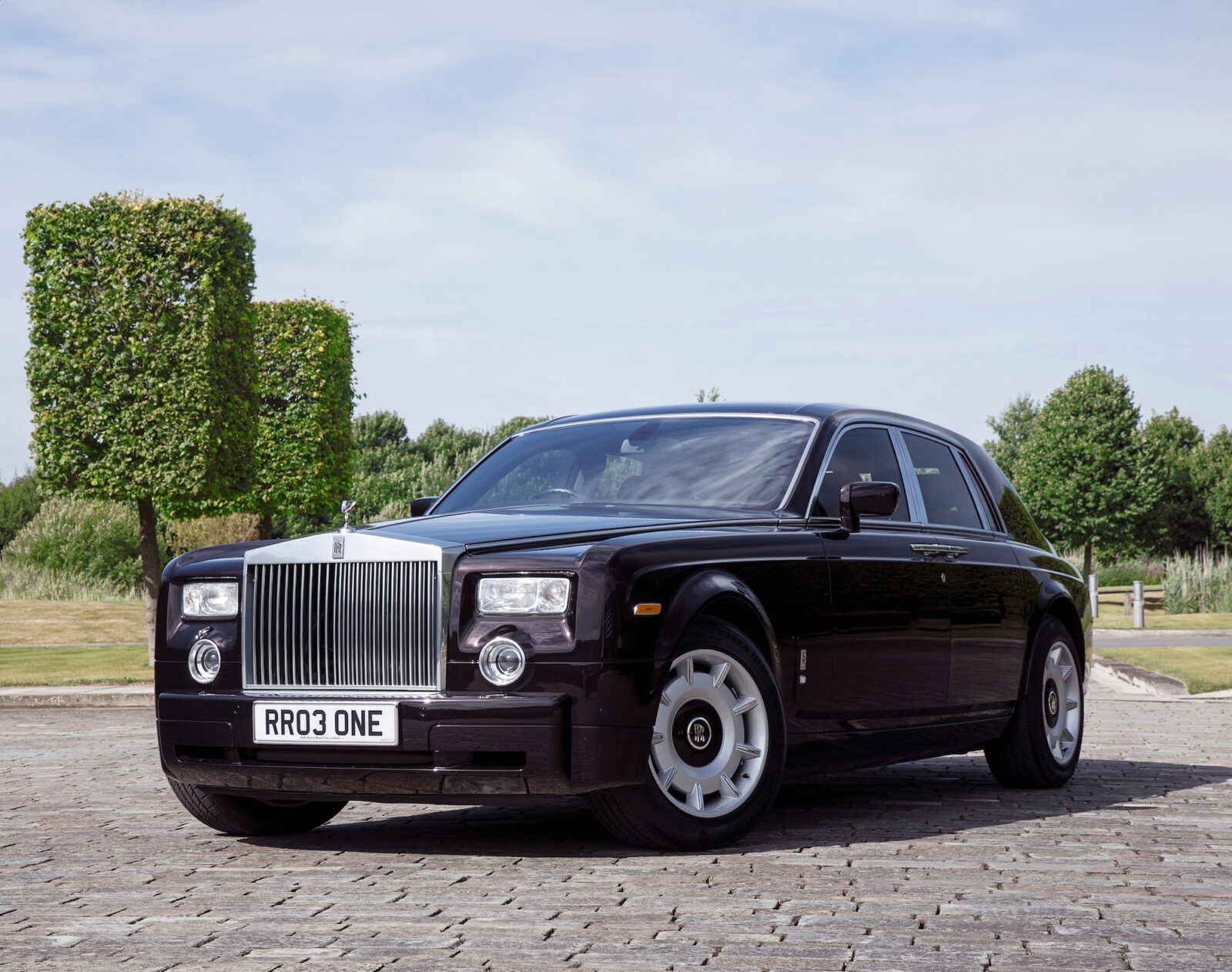 eBay Pallet Engine: A Lightly-Used 453 BHP Rolls-Royce Phantom V12