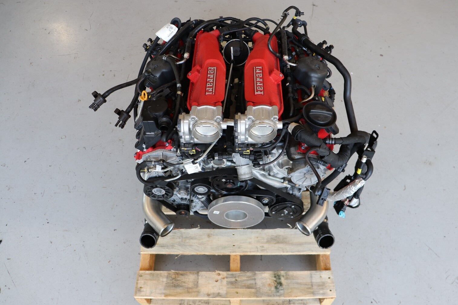 Ferrari Portofino V8 Engine