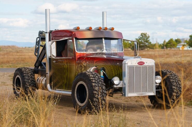 Peterbilt Tow Truck Fast & Furious Hobbs & Shaw 8