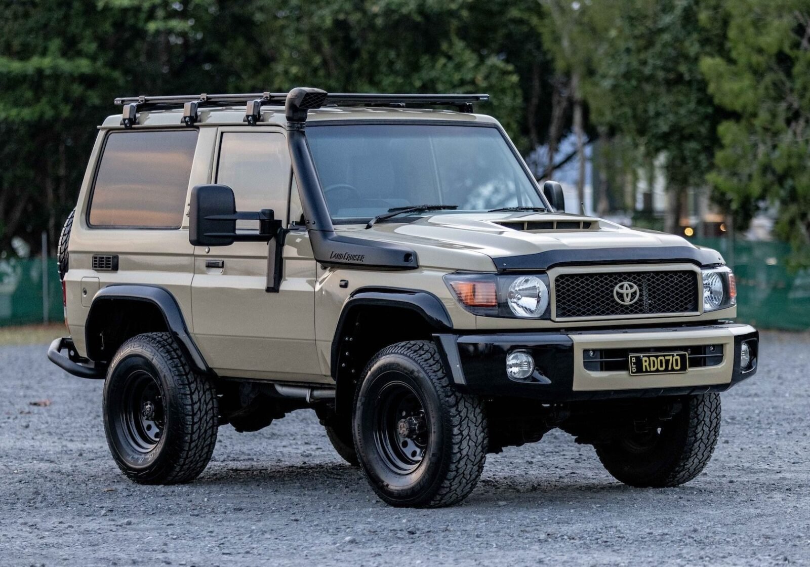 Toyota Re-Introduces Land Cruiser