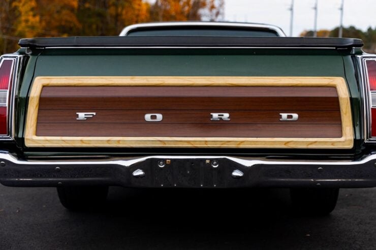 Ford Ranchero Country Squire 5