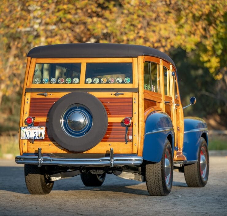 Ford Super De Luxe Woodyator Woodie Wagon 13
