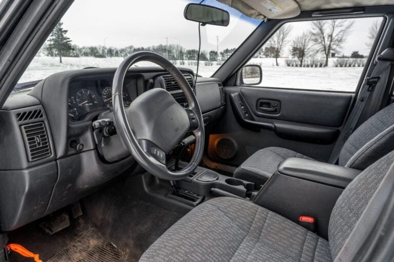 Dominator Track System