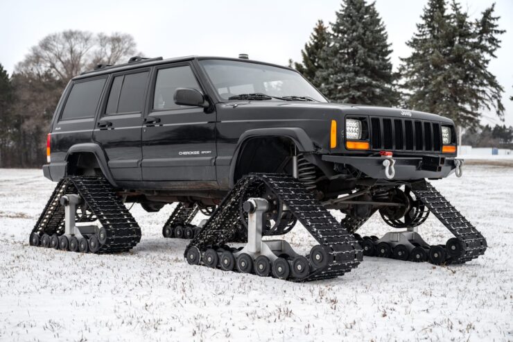 Jeep Cherokee 4×4 Dominator Track System 14