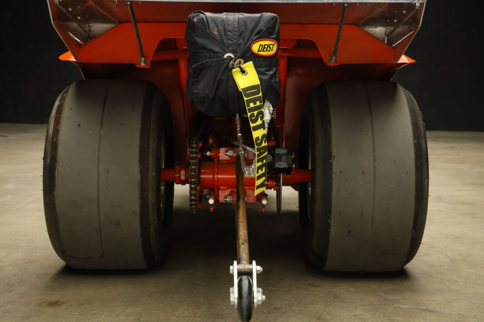 NitroPowered An AllisChalmers 416 Lawn Tractor Dragster