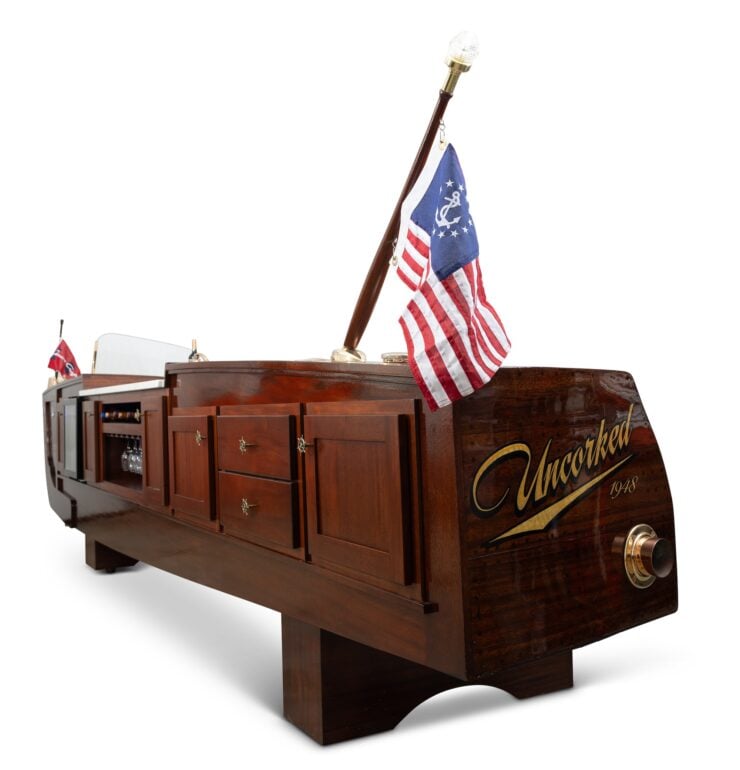 Chris-Craft Deluxe Runabout Boat Bar 2