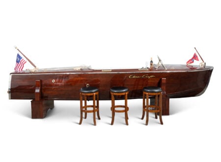 Chris-Craft Deluxe Runabout Boat Bar