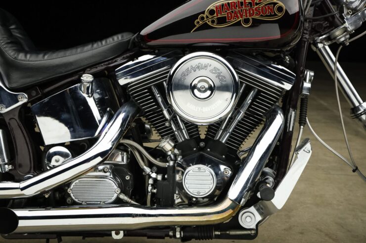 Harley-Davidson Softail Custom 10