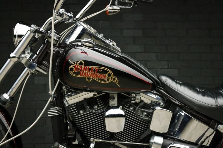 Harley-Davidson Softail Custom 6
