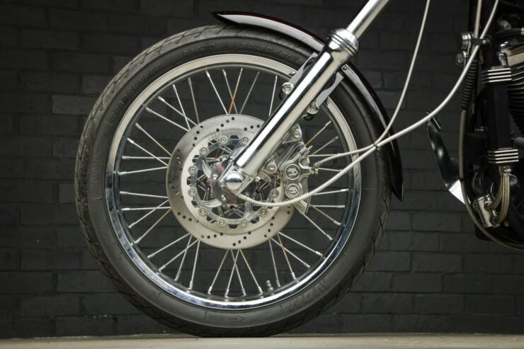 Harley-Davidson Softail Custom 8