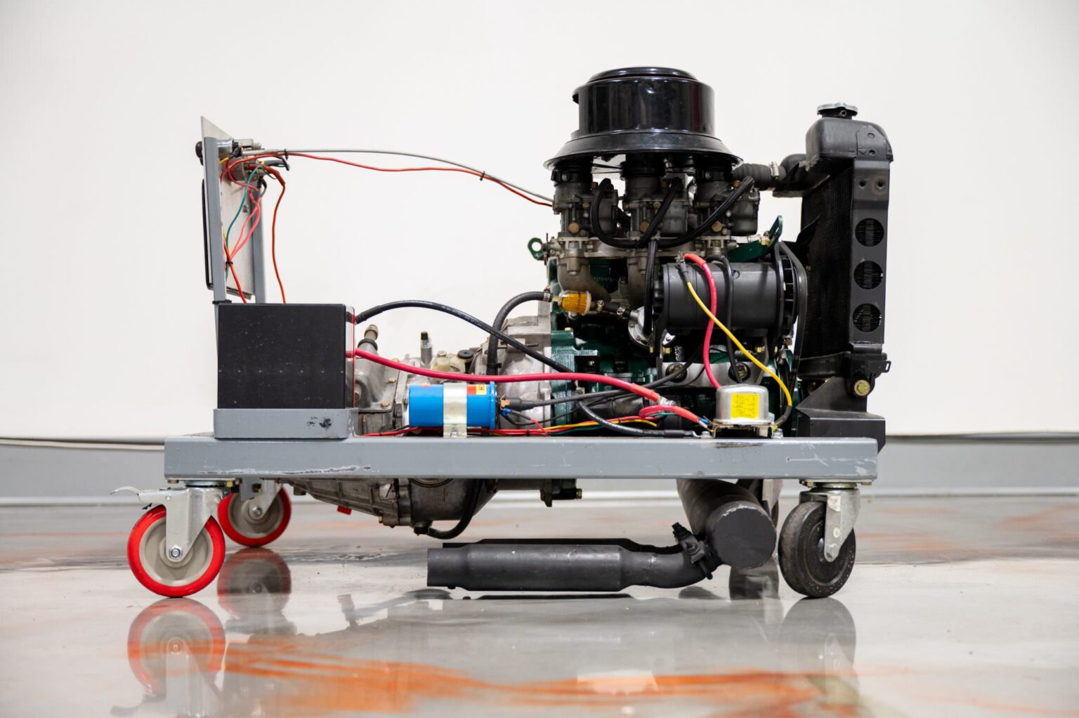 Two-Stroke: A Saab 96 Engine + Gearbox On A Test Stand