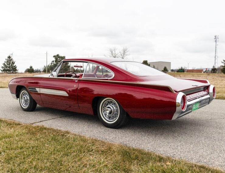 1963 Ford Thunderbird Italien Show Car 11