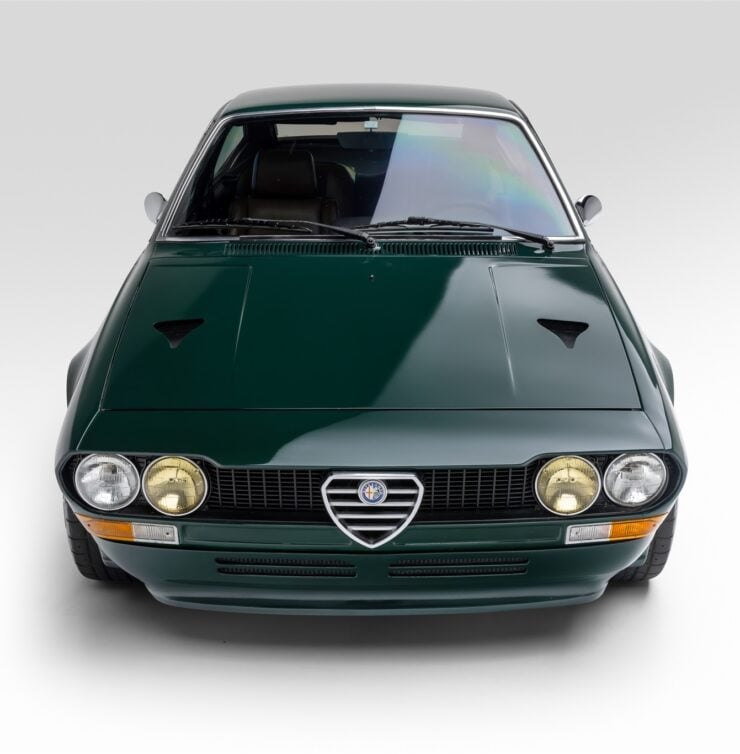 Alfa Romeo Alfetta GTV 4