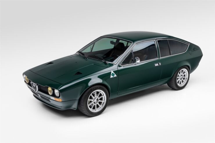 Alfa Romeo Alfetta GTV 9