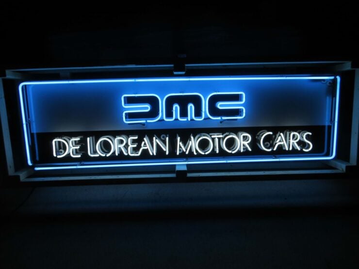DeLorean Neon Sign 1