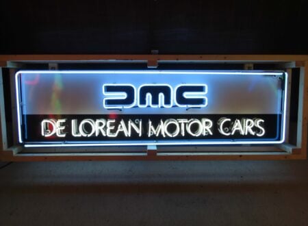DeLorean Neon Sign